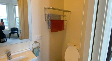 Boarding house room - Photo 4