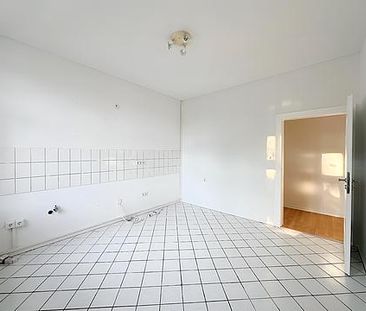 KREFELD-STADTMITTE: SCHÖNE 3-ZIMMER WOHNUNG ZU MIETEN! - Photo 1