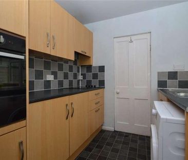 Eastcott Hill, Old Town, Swindon, SN1 - Photo 2