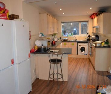 Mackintosh Place, Roath, Cardiff - Photo 3