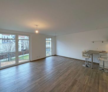 Leipzig - Hochwertig saniertes 1R-Apartment * Balkon * EBK * Regenw... - Photo 3