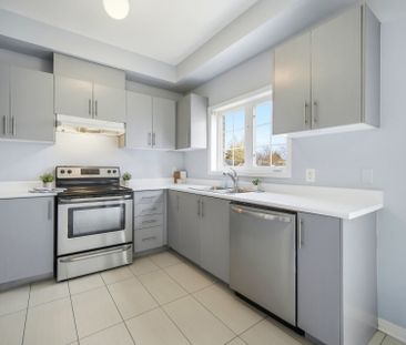 For Lease - 162 Gentile Circle, Vaughan, Ontario - Photo 6