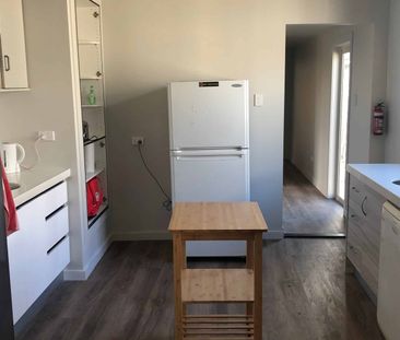 Room in shared accommodation! - Photo 5