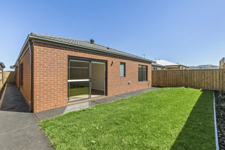 BRAND NEW PROPERTY, AVAILABLE NOW - Photo 5