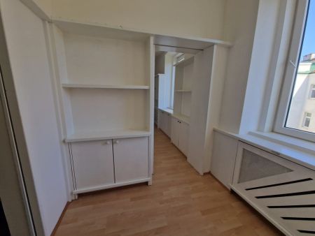 SONNIGE ALTBAUWOHNUNG MIT 3 ZIMMER - NÄHE SPITZ, U6 UND WASSERPARK - Foto 5