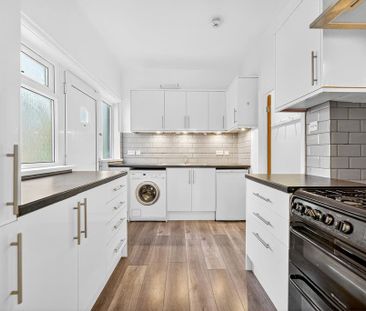 3 bedroom apartment to rent - Photo 6