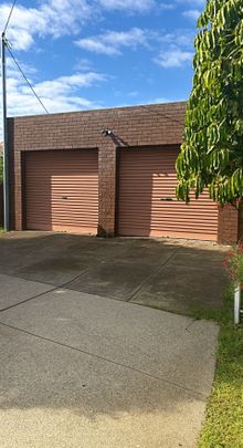 Neat As a Pin Home in Quiet Pocket. - Photo 1