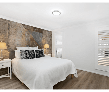 Spacious Family Home with Pool & Teenage Retreat/Workshop - Photo 4