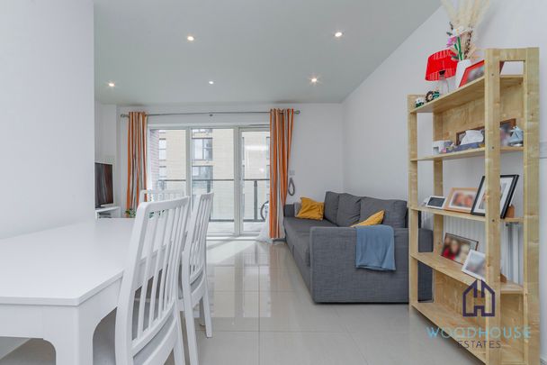 SHEARWATER DRIVE, NW9 - ONE BEDROOM TO RENT - £410PW / £1,775PCM - Photo 1