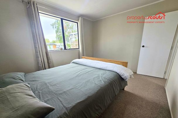 Convenient Living in Lansdowne - Photo 1