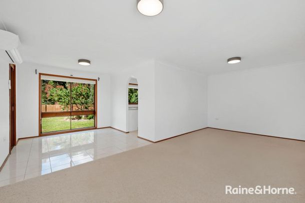 6 Western Crescent, Westleigh, NSW 2120 - Photo 1