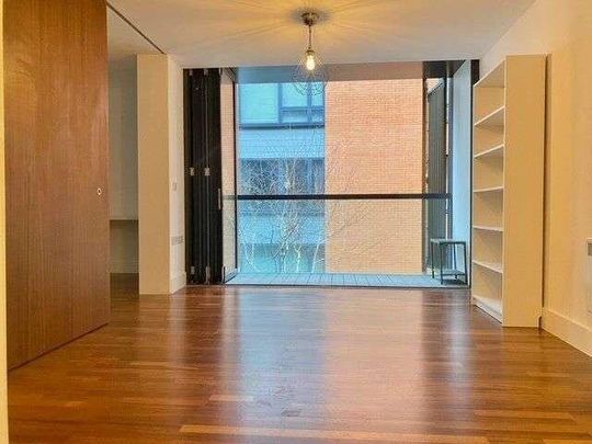 Burton Place, Manchester, M15 - Photo 1