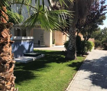 Piso de alquiler en Albufereta - Photo 3