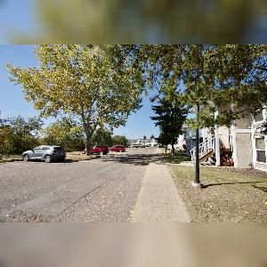 2 Bed 1 Bath Townhouse Balcony South Edmonton - Photo 5