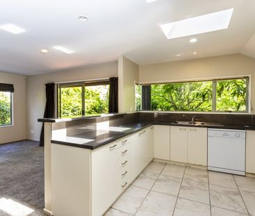 Lovely 3-bedroom family home! - Photo 4