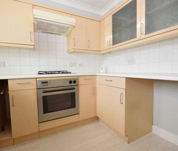 2 bedroom terraced house to rent - Photo 3