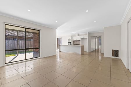 FOUR BEDROOM HOME - Photo 2