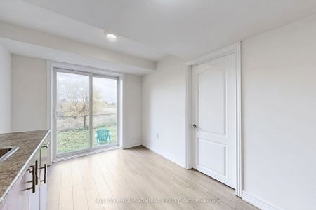 For Lease - 74 Davenfield Circle, Brampton, Ontario - Photo 3