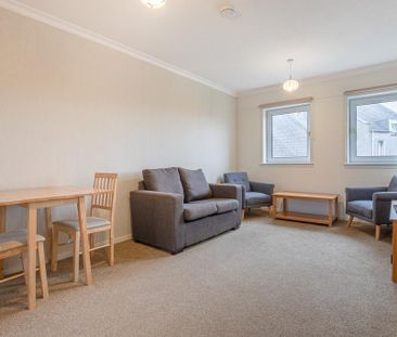 2 bedroom barn conversion to rent - Photo 1