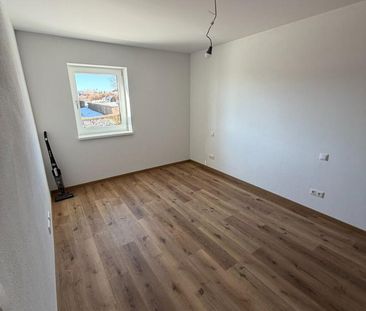 Sonnige Neubauwohnung (2 Zimmer) mit Balkon – 66 m² modernes Wohnen - Photo 5