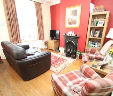3 bedroom terraced house to rent - Photo 2