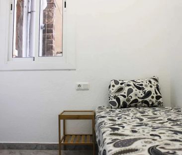 Carrer de Vistalegre, Barcelona, Catalonia 08001 - Photo 6