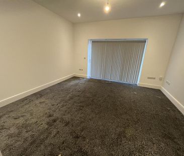 3 bedroom end of terrace house to rent - Photo 3