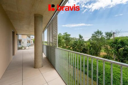 Pronájem nadstandardního zařízeného 3+kk s terasou, parkováním a sklepem - Slovanská, Slavkov u Brna, Rezidence Litava - Фото 5