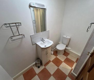 1 bedroom apartment to rent - Photo 5