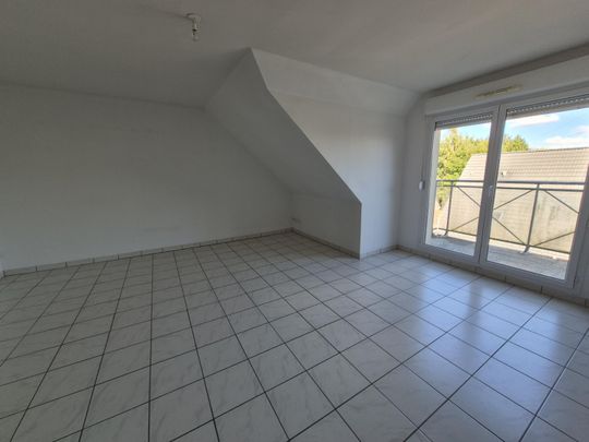 Location Appartement 3 pièces 67m² CONDE SUR L ESCAUT 59163 - Photo 1