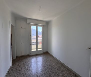 APPARTAMENTO 3.5 LOCALI IN ZONA STRATEGICA A LUGANO-BESSO - Foto 3