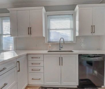 For Lease - 611 Newman Crescent, Whitby, Ontario - Photo 3