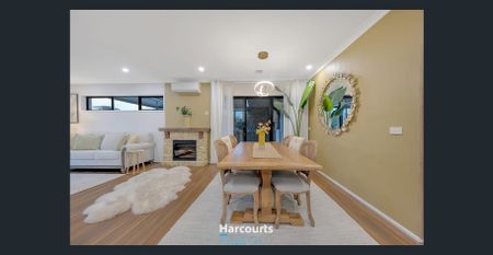 Stunning 4 Bedroom Family Home in South Morang - Photo 4