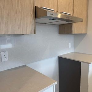 1 mois gratuit - Logement 5 1/2 demi Sous-sol - Salaberry-de-Valleyfield - Photo 2