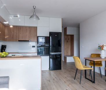 Nowoczesne mieszkanie na wynajem w Zamieniu 67.78 m² - Photo 4