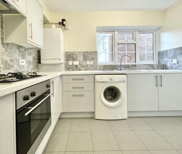 Eskdale Avenue, Chesham - Photo 2