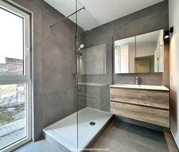 SERAING – Chatqueue-Appart. NEUF 2 ch, balcon, carport - Loyer: 800... - Photo 5