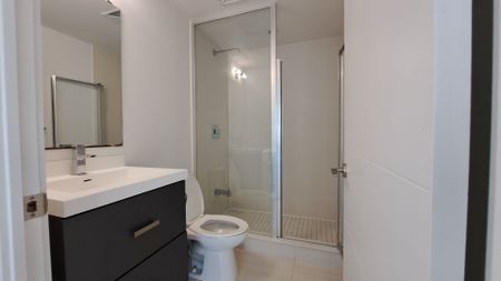 For Lease - 50 Wellesley Street Unit# 3710, Toronto, Ontario - Photo 4