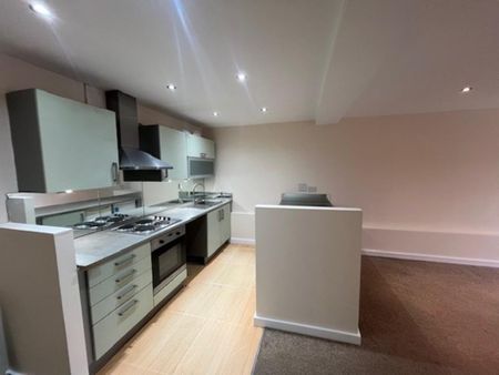2 bedroom flat to rent - Photo 2