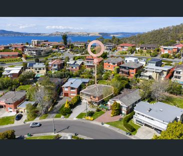 2/14 Coolabah Road, Sandy Bay, Tas 7005 - Photo 1