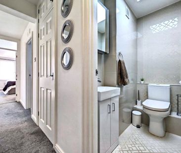 West Parade - Photo 4