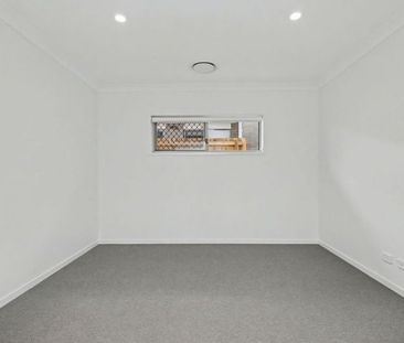 Brand New Contemporary Home – Stylish & Spacious in the heart of Ya... - Photo 3