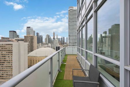 For Lease - 365 Church Street Unit# 2103, Toronto, Ontario - Photo 2