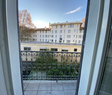 Location Appartement 2 pièces 34m² TOULON 83200 - Photo 3