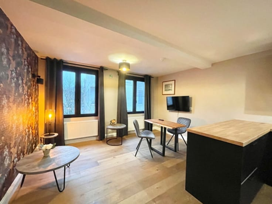 Appartement te huur - Photo 1