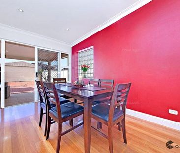 Generous family home ready for lease - Photo 6