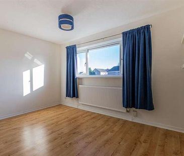 Nicholson Webb Close, Danescourt, Cardiff, CF5 - Photo 3