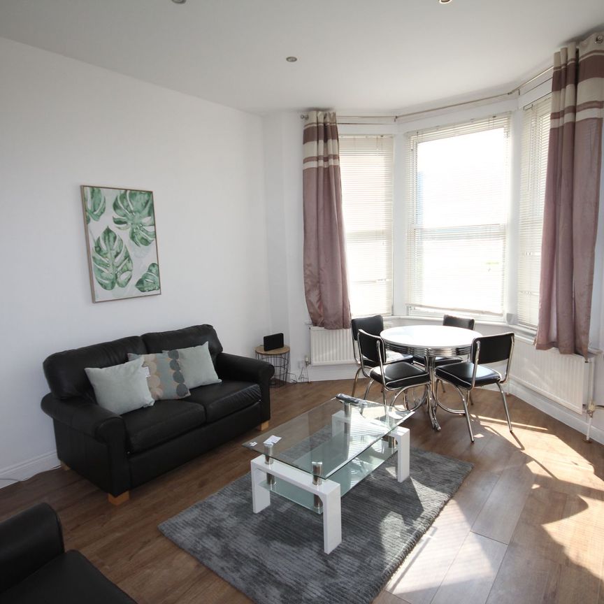 Harlesden Road, London, NW10 - Photo 1