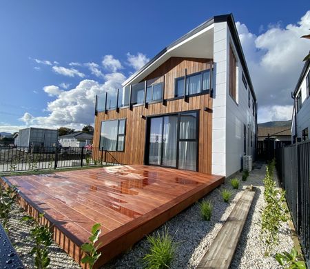 Luxurious Townhouse - Photo 4