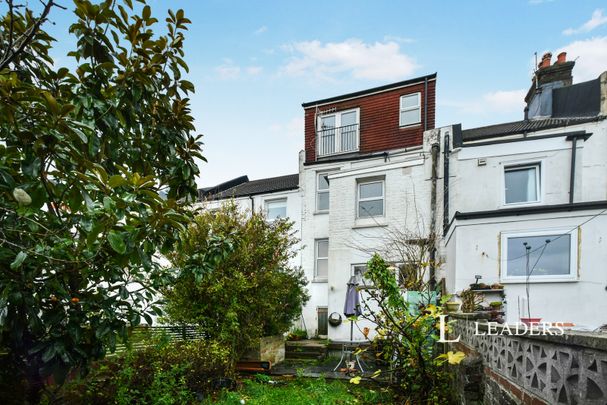 3 bedroom house to rent Ladysmith Road, Brighton, East Sussex, BN2 - Photo 1